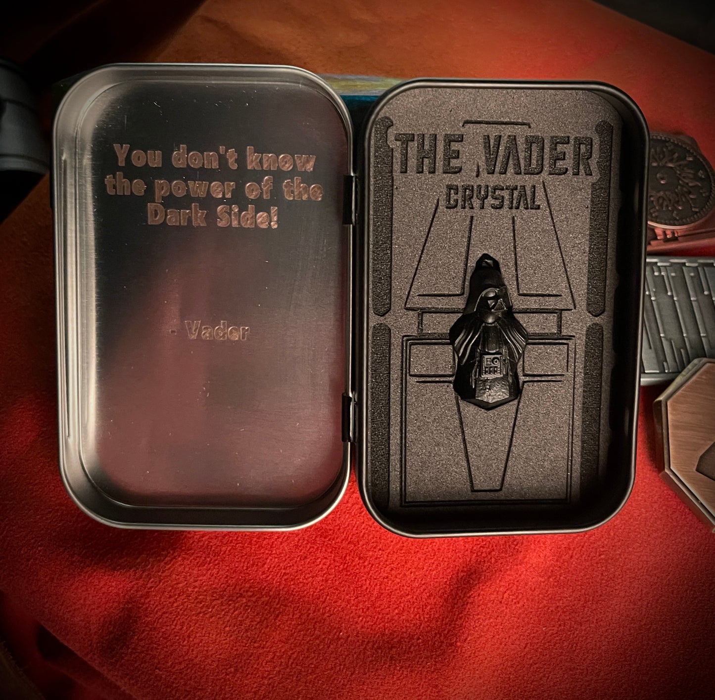 Vader Crystal Display Tin