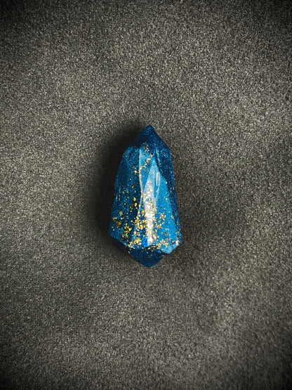 Stardust Crystal, Blue Savi's kyber crystal with  gold flakes